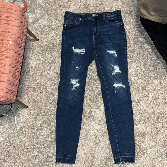Hot Kiss Highrise Skinny Ankle Distressed Raw Hem Jeans Size 9 - Picture 1 of 9